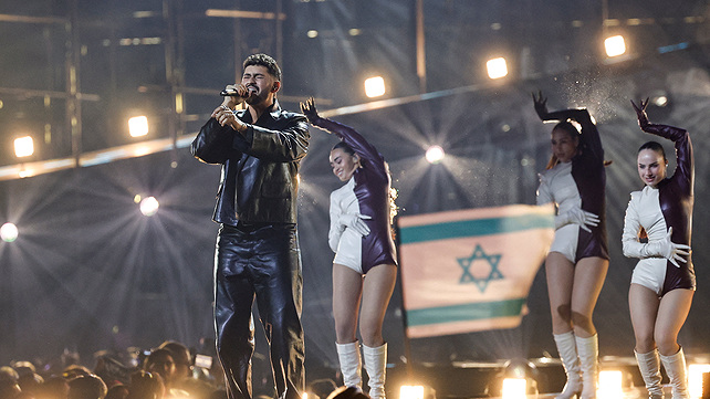 נועם בתן מופיע בגמר האירוויזיון בווינה, 16.05.26