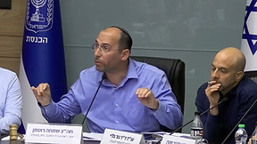 מחטף של הרגע האחרון? המרוץ של הממשלה להעברת חוקים לפני הבחירות