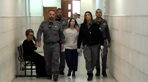 המורה מלכה עוזרי מקריית ארבע פגעה מינית בתלמידה - וקיבלה 9 חודשי מאסר