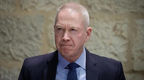 גלנט: אם צה"ל מציב מחסומים או מפנה מאחזים לא חוקיים - אין לו כוח אדם לפעילות אחרת