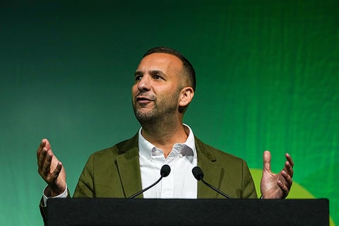 מנהיג מפלגת הירוקים בבריטניה, זאק פולנסקי, בוועידת מפלגה, 2 באוקטובר 2026