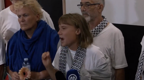 הוארך מעצר הפעילה הפרו-פלסטינית מספרד שנשכה סוהרת