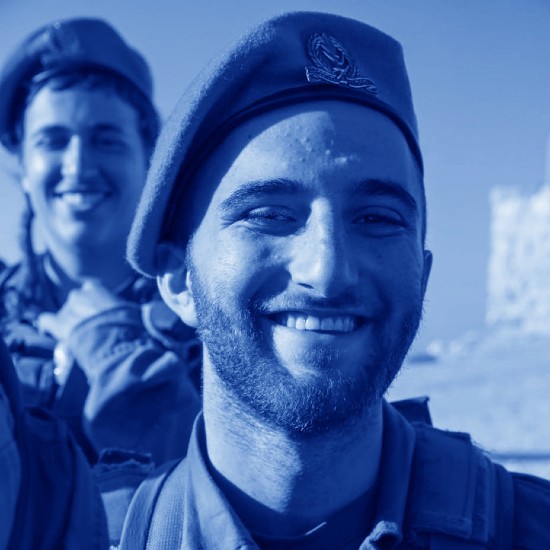 סמל אורי יצחק חדד ז״ל מישיבת איתמר נהרג בקרב ברפיח