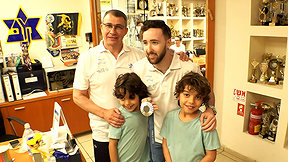 כאן גדל אלוף: אחרי 2 מדליות אולימפיות - ארטיום דולגופיאט חוזר למקום בו הכל התחיל