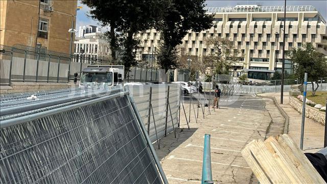 עבודות גידור בוצעו מסביב למשרד רה"מ