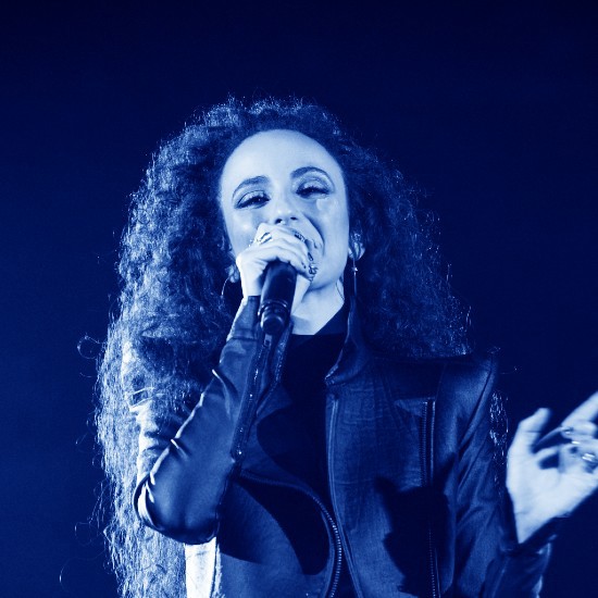 "המוזיקה מתחילה איפה שהמילים נגמרות, ונכנסת עמוק לתוך הלב"