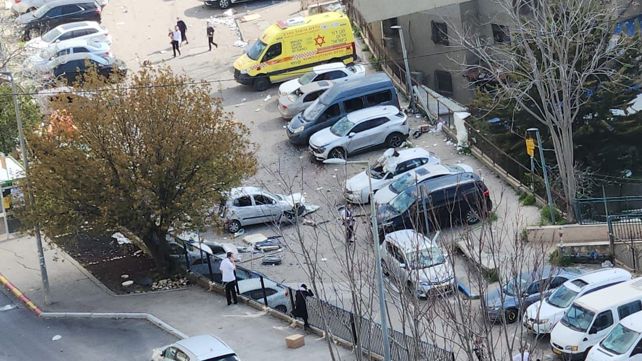 זירת פגיעה בצפת לאחר ירי מלבנון, 10.04.26