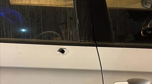 פיגוע ירי בחווארה: מחבלים ירו לעבר רכב ישראלי ונמלטו – אין נפגעים