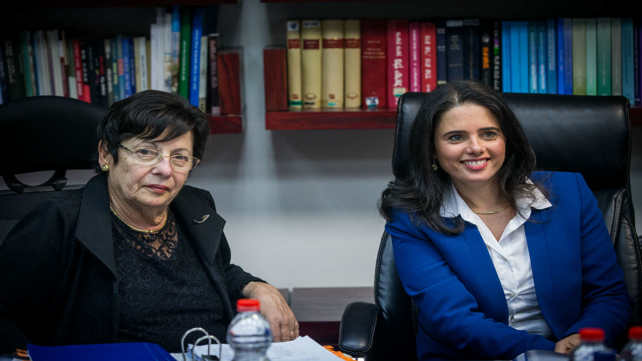 שרת המשפטים איילת שקד ונשיאת בית המשפט העליון מרים