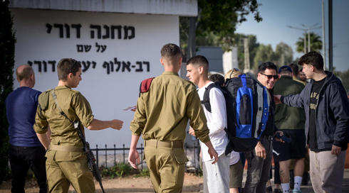 במקביל לקידום הפטור מגיוס: הממשלה תאריך את השירות הסדיר