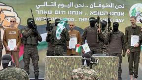 אלי, אוהד ואור על במת חמאס בדיר אל בלח