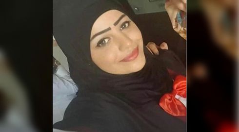 "ארב לה ודקר אותה גם כשהייתה על הרצפה": אישום ברצח איה אבו חג'אג'
