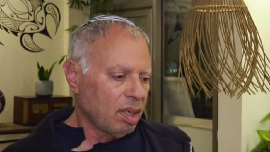 אבי שמריז