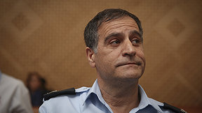 החוקר והרב פרק 2