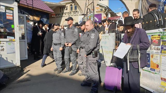 שוטרים ישראלים שהוצבו באומן 02.10.19