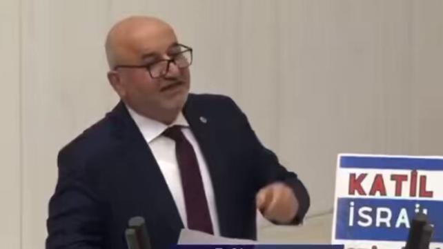 חבר פרלמנט טורקי שהתמוטט ומת כשתקף את ישראל