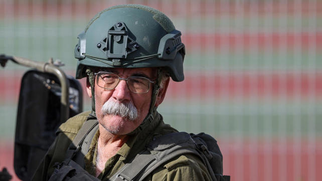 זאב (ז'אבו) ארליך לפני כניסתו ללבנון
