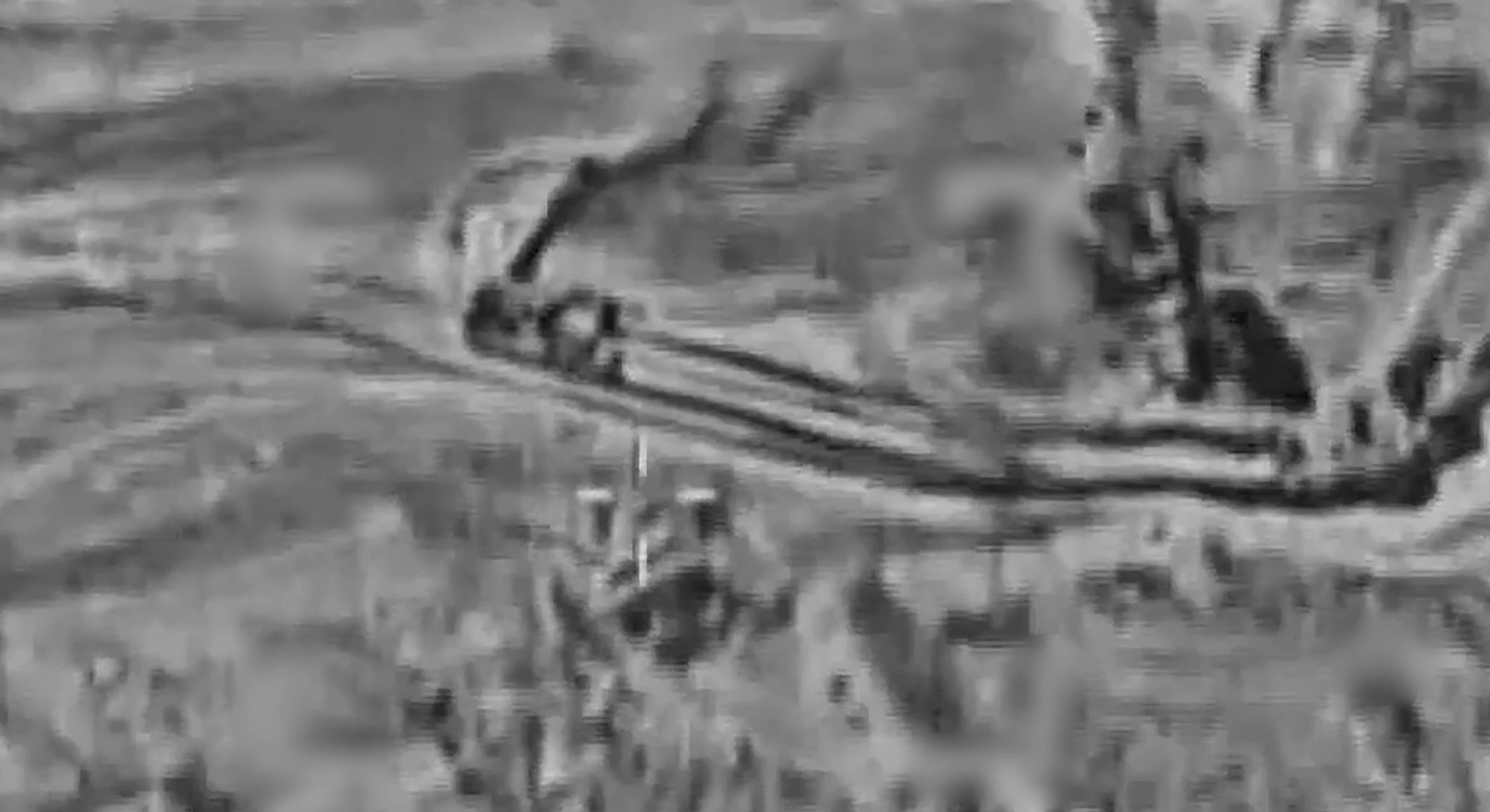 השיירה שחילצה את גופתו של סמ"ר אורון שאול בדרכה לשטח הארץ