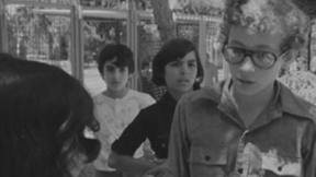 קבוצת ילדים מתראיינים. 1.1.1976