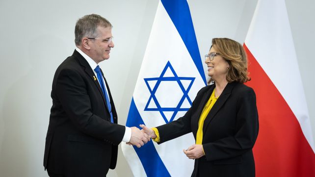 השר יואב קיש מבקר בפולין