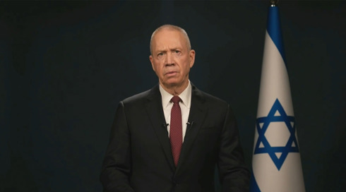 באופוזיציה קוראים לגלנט לחזור בו מהתפטרותו
