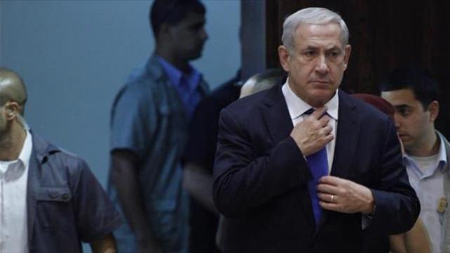 נתניהו אוחז בעניבה, ארכיון