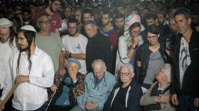 הלווייתו של הרב אביחי רונצקי