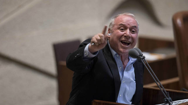 יו"ר הקואליציה ח"כ דוד אמסלם במליאת הכנסת