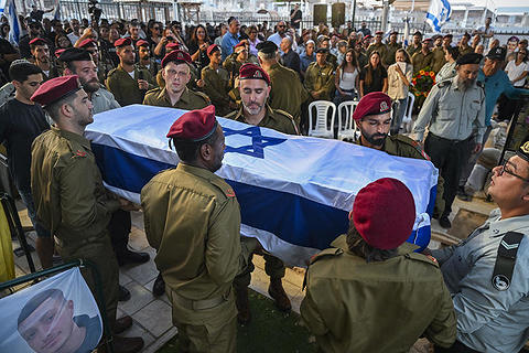 הלוויתו של רב-סמל מתקדם תמיר וקנין. צילום: פלאש 90