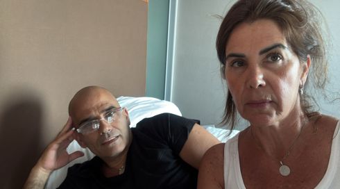 ענת ובן זוגה נתקעו באבו דאבי: "יש מטוסי קרב מחוץ לחלון - עזרו לנו"