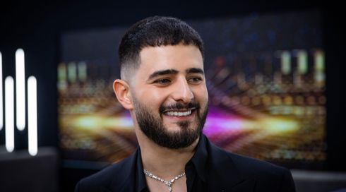 עדן חסון מגיב לביקורת: "רוצים להחרים אותי בגלל מי שאני"