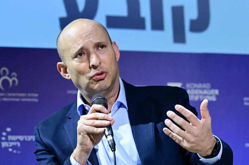 נפתלי בנט בכנס באוניברסיטת רייכמן בהרצליה, פברואר 2026