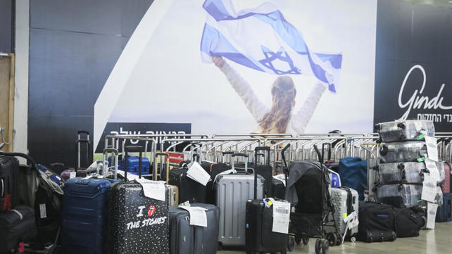 מזוודות בנתב"ג