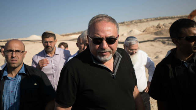 ליברמן בסיור בגדה, באוקטובר