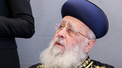 הרב הראשי לישראל:"ניסים ונפלאות - בזכות הרמטכ"ל?"