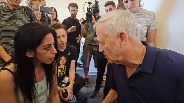 עינב צנגאוקר עם גנץ