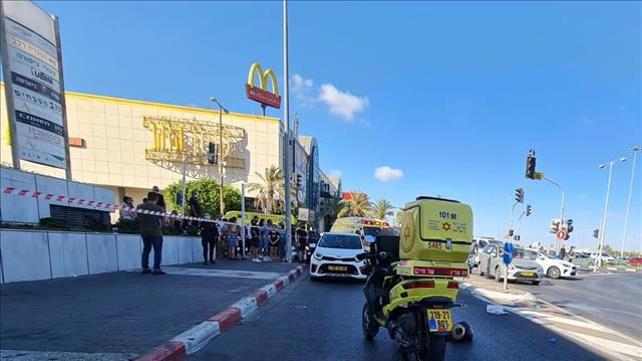 חשד לחיסול ליד קניון הזהב בראשל"צ, 18.08.21