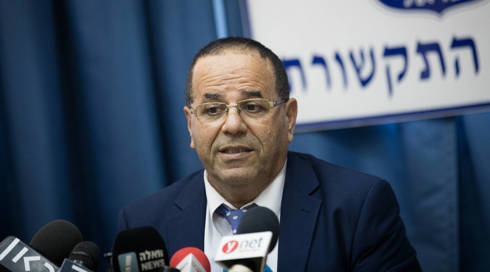 השר קרא צייץ תמונה עם "נסיך בחריין"; גורמים ישראלים: לא יודעים מי זה
