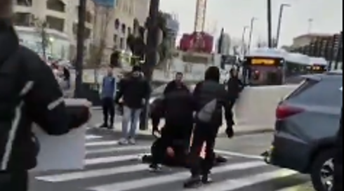 מפגין נדרס בהפגנה של הלומי הקרב בירושלים, מצבו קל