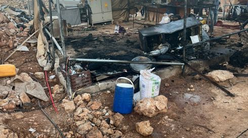 ישראלים הציתו אוהלים של בדואים בשומרון – חיילים צפו מהצד
