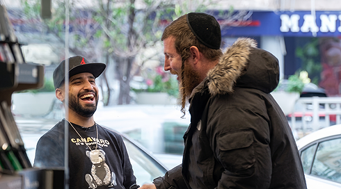 בעל העסק הערבי מבת ים שתרם לחיילים - והפך ליעד להצתות ותקיפות