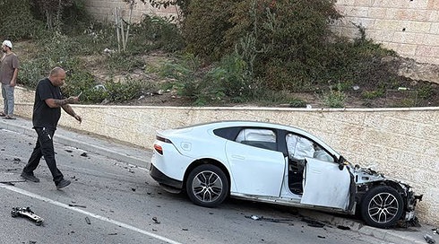 בזמן נסיעה: רכב התפוצץ בנתיבות