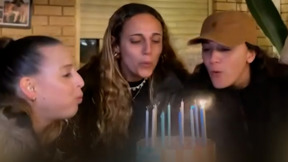 מסיבת ניצחון: אמילי, רומי ודורון חוגגות שנה לשחרור מהשבי