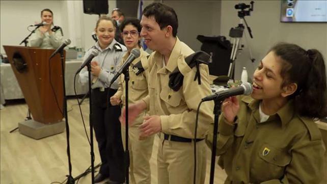 חיל השוויון: הלהקה שוברת הסטיגמות