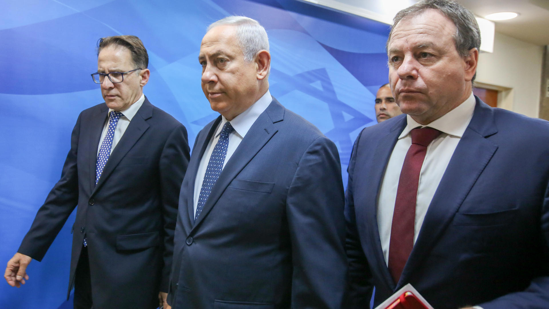 נתניהו בדרכו לישיבת הממשלה, בשבוע שעבר