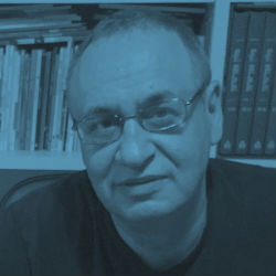 אלי הירש | "הגיע הזמן למהפכה בשירה העברית"