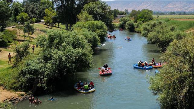 טבע נופש חום חמסין נחל מעין בריכה