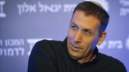 מסלול עוקף כנסת: השר כהנא מתכוון להעביר את חוק הגיור כהחלטת ממשלה