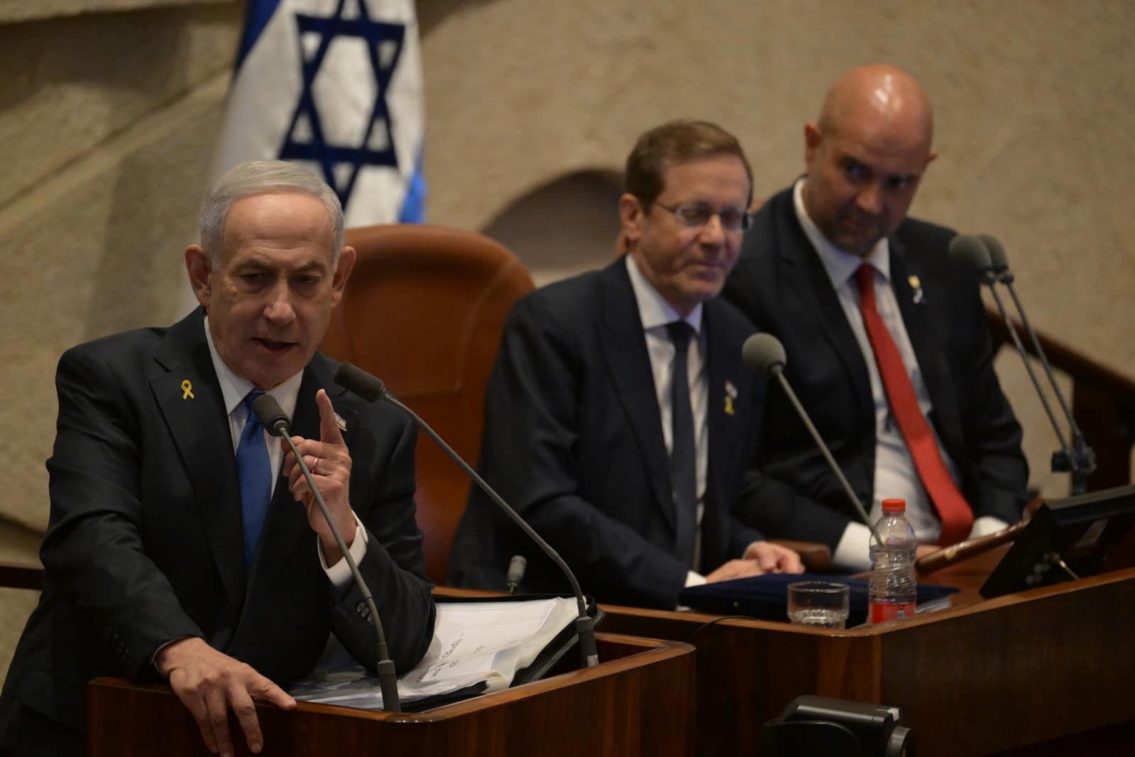 נתניהו בכנסת לצד הרצוג ואוחנה בפתח כנס החורף