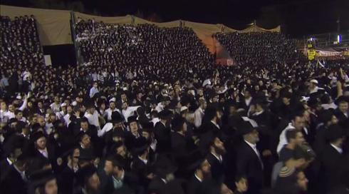 תיעוד: כך מזייפים כרטיסים להילולה בל"ג בעומר בתמורה למאות שקלים